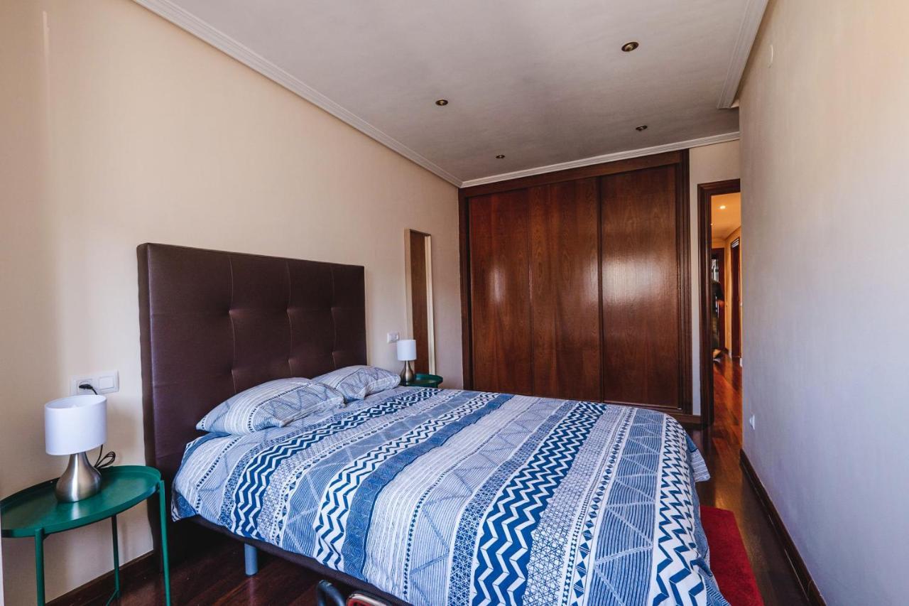 Vila El Rosal De Oviedo Exteriér fotografie